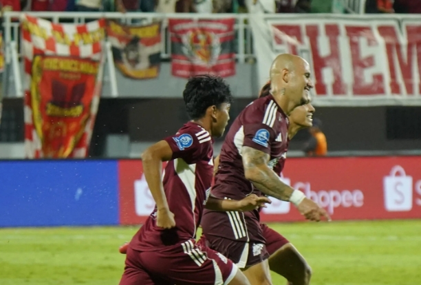 PSM Makassar Pecah Telur